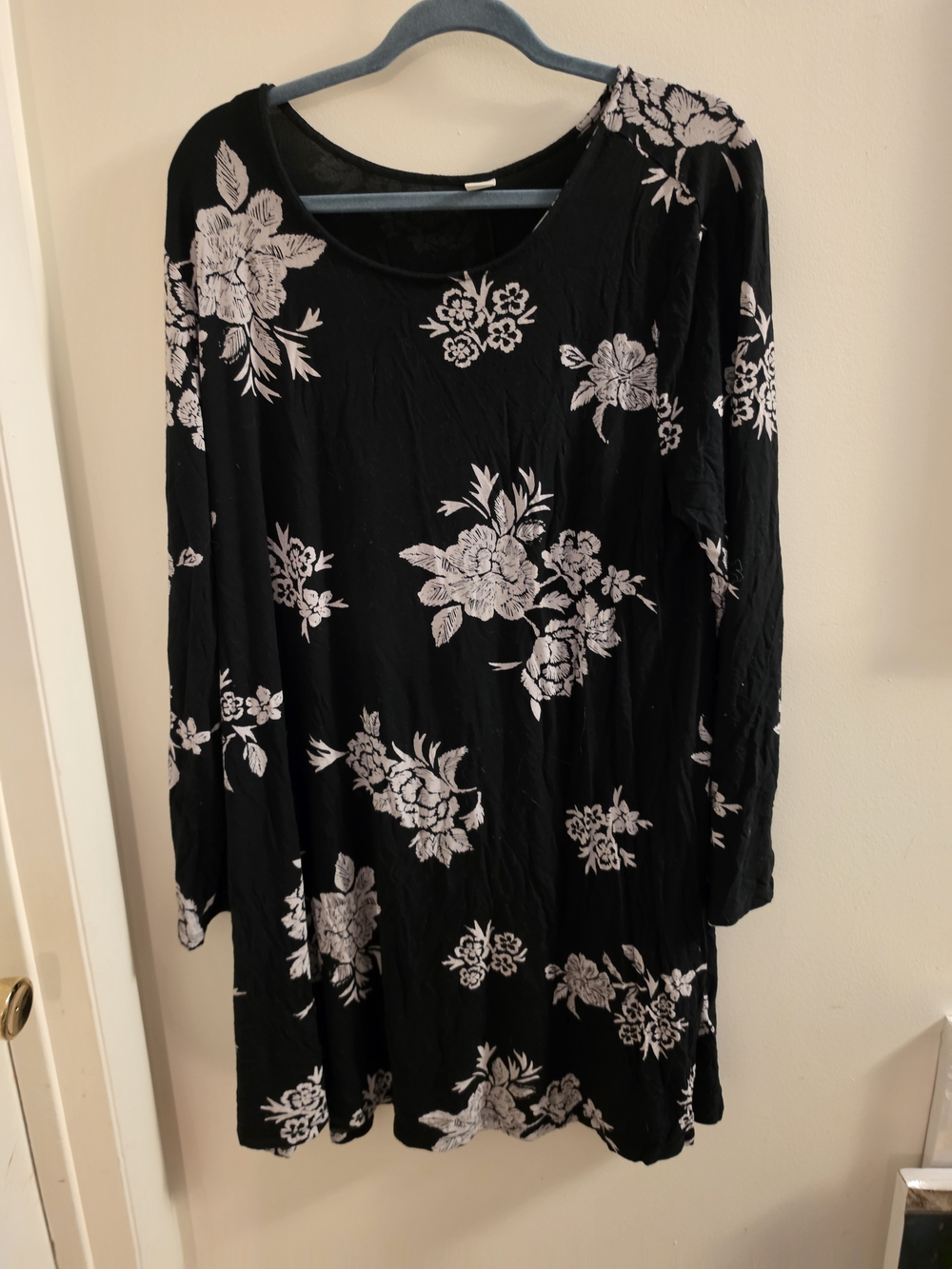 Old Navy Black Long-Sleeve Floral Swing Dress Size Xxl